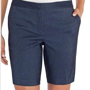 NWT comfort stretch shorts size 8 Mario Serrani